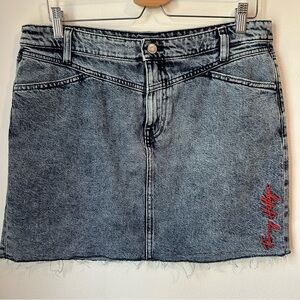 Tommy Hilfiger Denim Acid Wash Embroidered Logo Denim Mini Skirt Size‎ 10